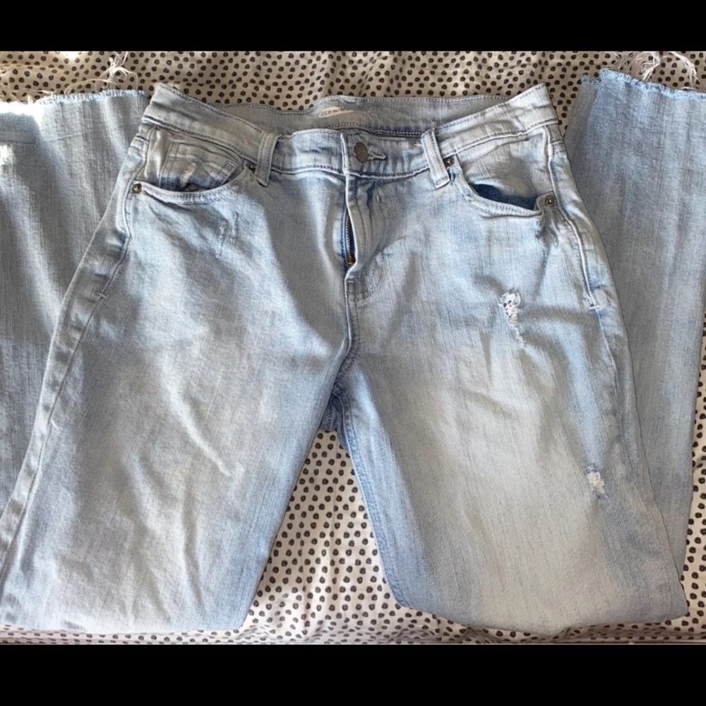 light wash boyfriend jeans